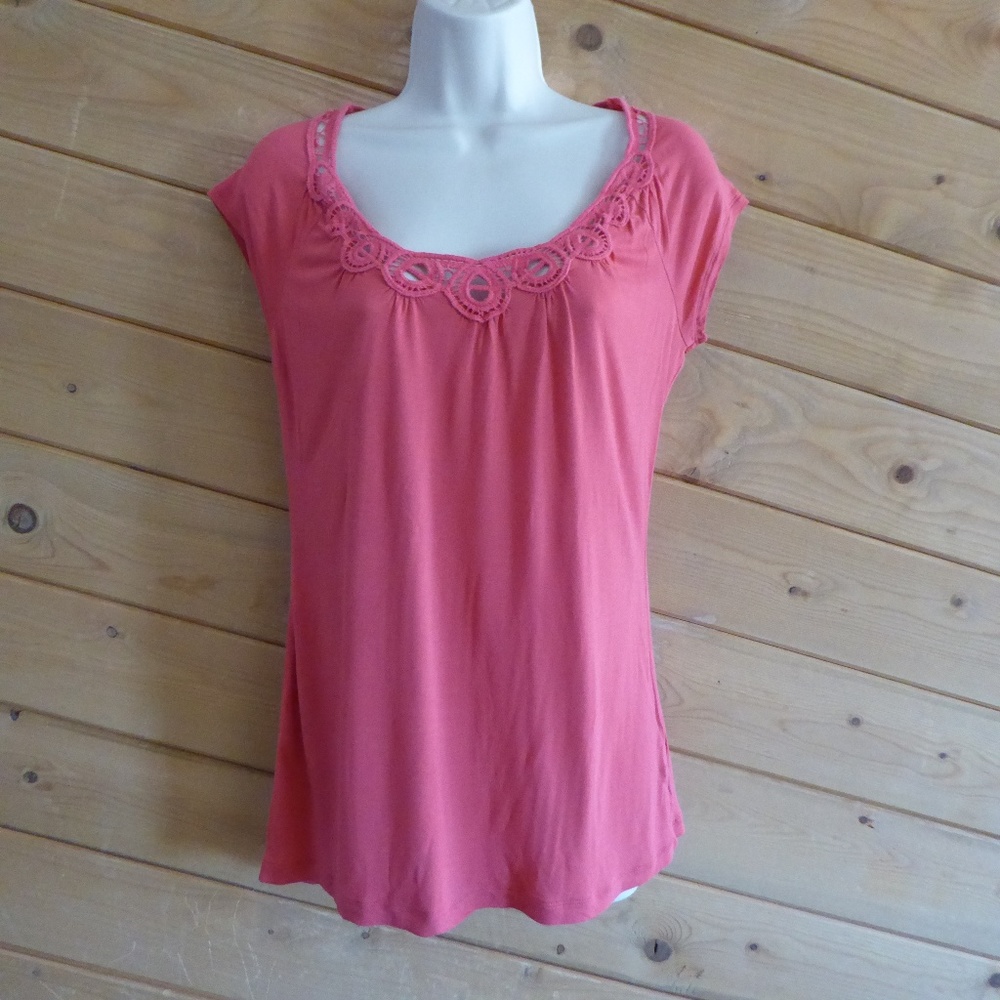 Banana Republic Cut Out Cap Sleeve Coral Pink Top